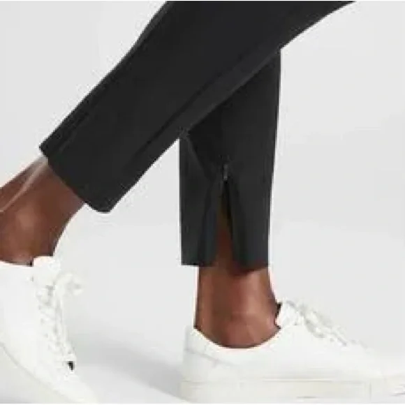 ✨ Athleta Stellar Trouser – Size 4 (Black) ✨ - Picture 3 of 10